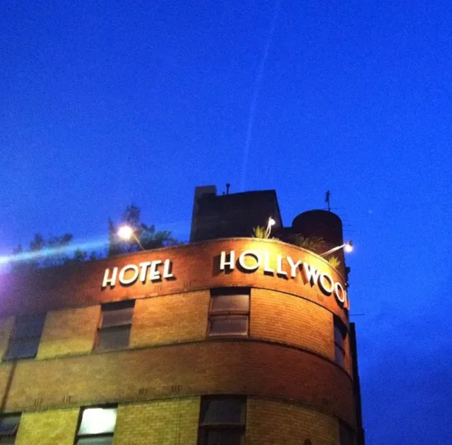 Hollywood Hotel