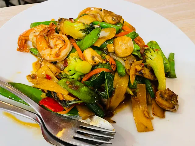 Holy Basil Thai
