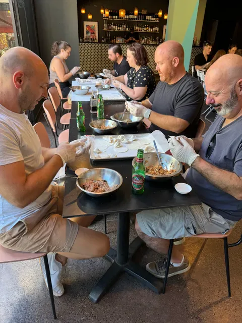 Honkas Bar + Eats