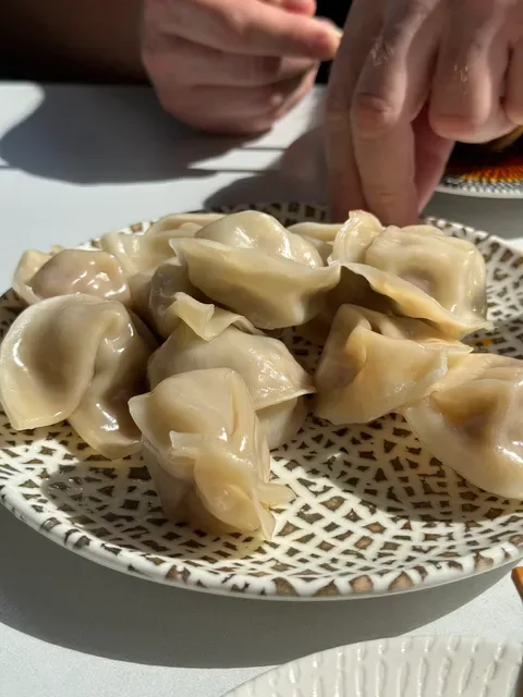 Honkas Bar + Eats
