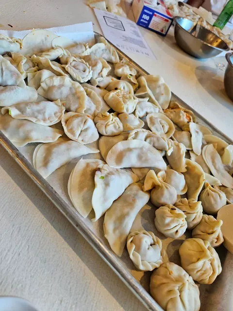 Honkas Bar + Eats