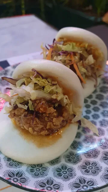 Honkas Bar + Eats