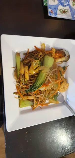 Hoomiko Sushi Engadine(JUN&SUSHI PTY LTD)