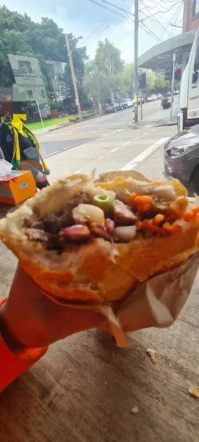 Ho's Bakery And Cafe
