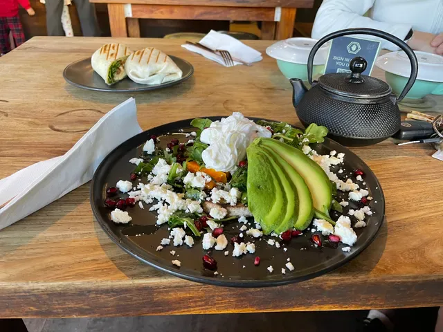 Hungry Grasshopper Café