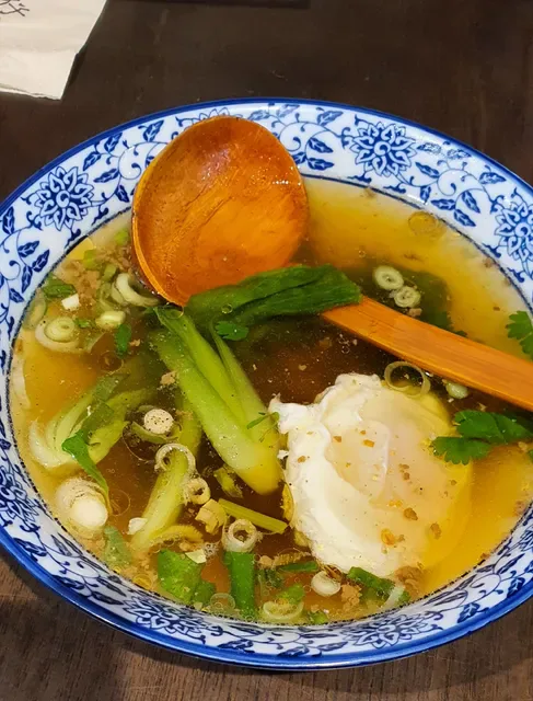Hungry Paulie 愛呷囝仔