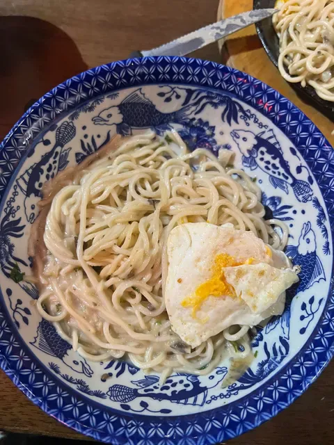 Hungry Paulie 愛呷囝仔