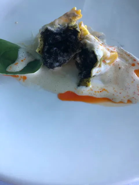Icebergs Dining Room and Bar