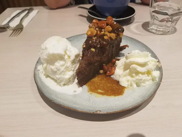 Iconic Cafe