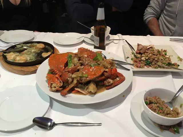 Illawong Chinese & Seafood Restaurant