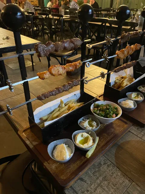 Itza Mezza Bar & Grill