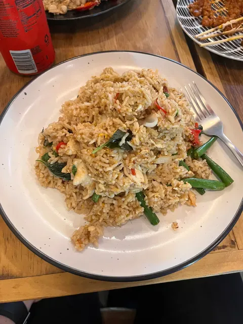 Ivory Thai Crows Nest