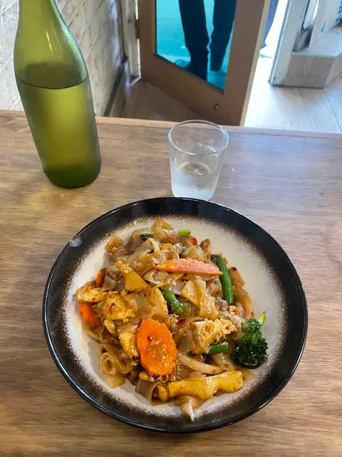 Ivory Thai Crows Nest