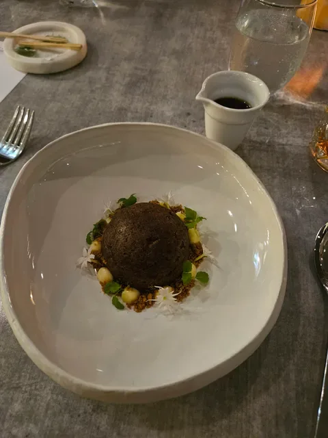 Jaaks Restaurant and Bar