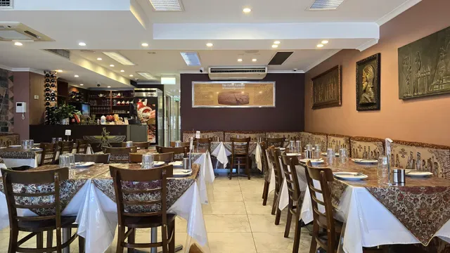 Jaam-e-Jam Restaurant