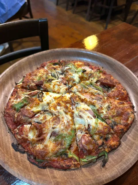 Jerry's Famous Pizza