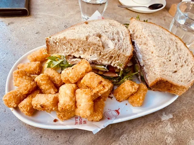 Tiny's Sandwich Bar