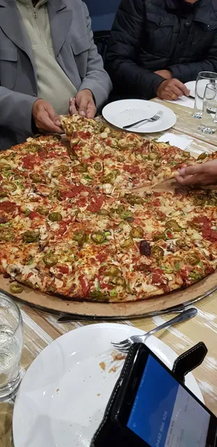 Johnny's Pizza & Pasta