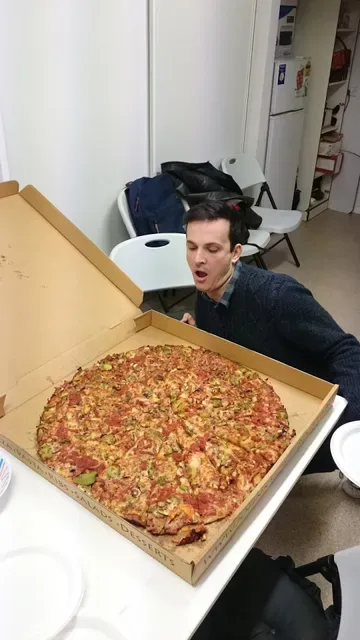 Johnny's Pizza & Pasta