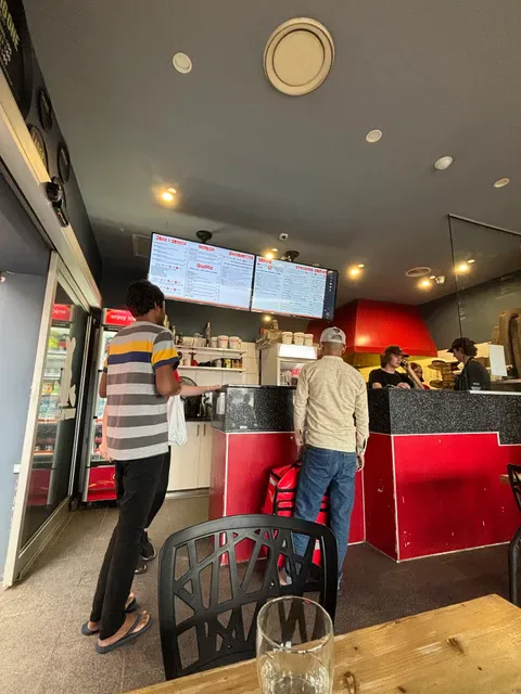 Johnny's Pizza & Pasta