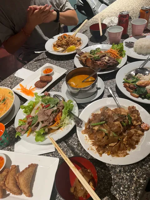 Jumbo Thai