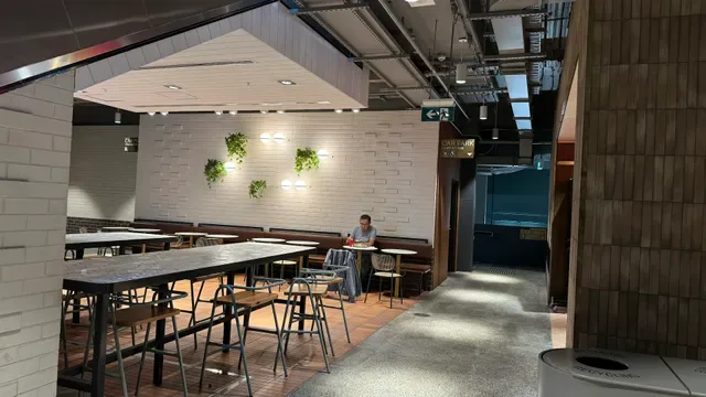 Jumbo Thai