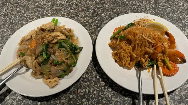 Jumbo Thai