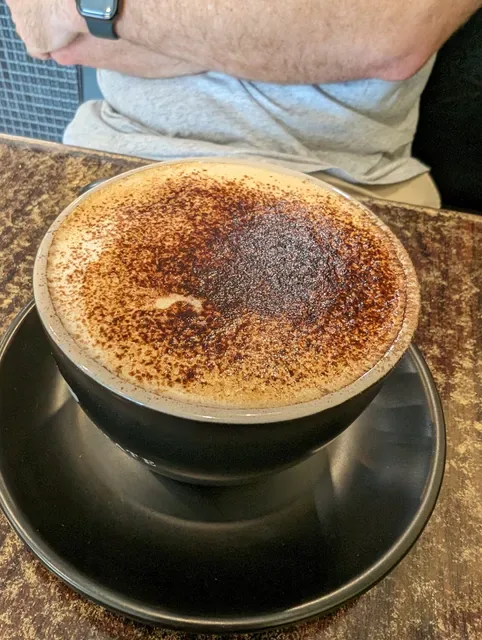 Kadeli Gourmet Deli Cafe