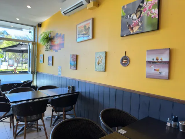 Kadeli Gourmet Deli Cafe
