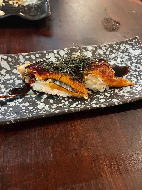 Ken's Sushi Bar Dining