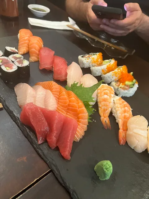 Ken's Sushi Bar Dining