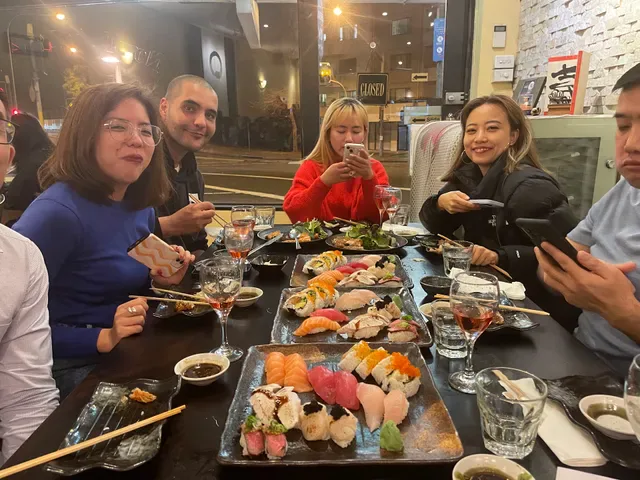 Ken's Sushi Bar Dining