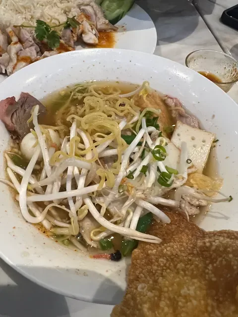 Khao Kang Maruay Thai restaurant