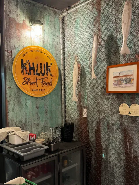 KHLUK Street Food