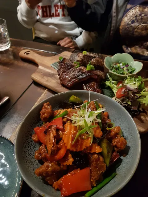 KHLUK Street Food