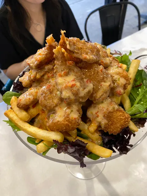 Kickin'Inn, Canley Heights