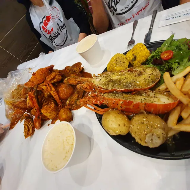 Kickin'Inn, Canley Heights
