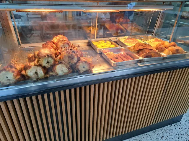 Kings Charcoal Chickens Takeaway