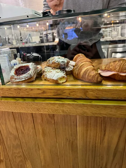 Kingswood Coffee - World Square