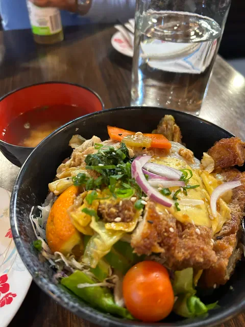 KinJo Japanese Restaurant & Sushi Bar