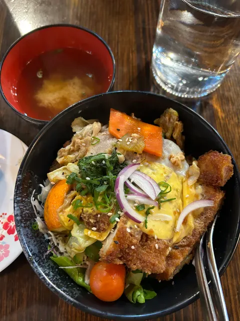 KinJo Japanese Restaurant & Sushi Bar