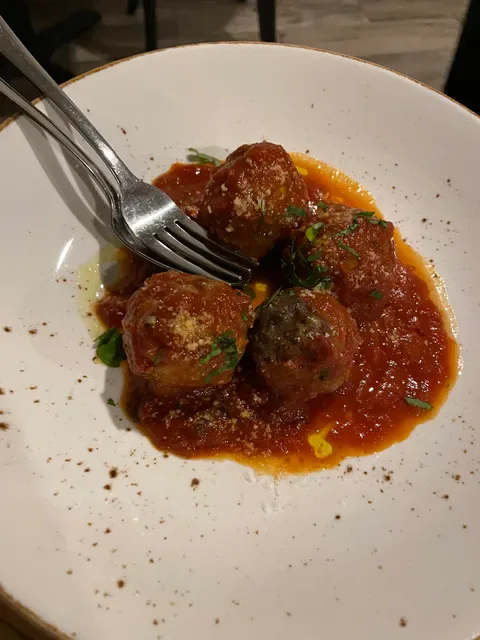 Riskalah's Italian Restaurant