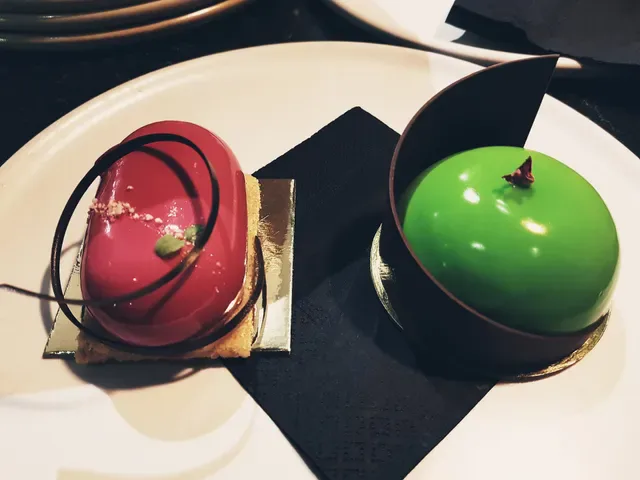 KOI Dessert Bar