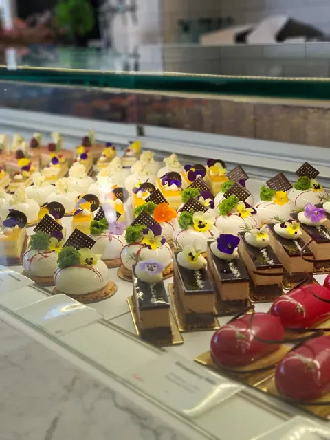 KOI Dessert Kitchen