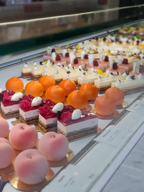 KOI Dessert Kitchen