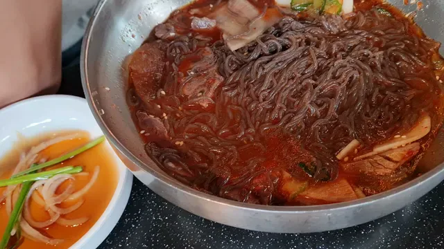 Kong’s BBQ 콩스바베큐(LAST ENTRY 9PM-10:30PM)