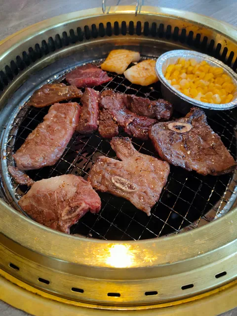 Kuro Sakura Japanese BBQ Yakiniku 焼肉黒桜