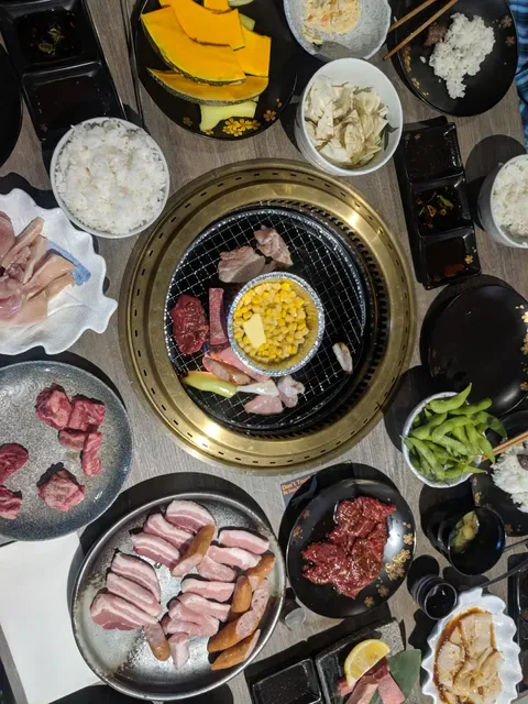 Kuro Sakura Japanese BBQ Yakiniku 焼肉黒桜