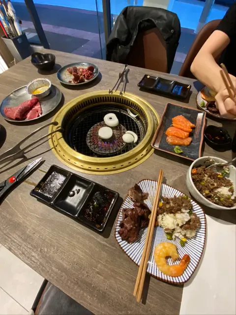 Kuro Sakura Japanese BBQ Yakiniku 焼肉黒桜