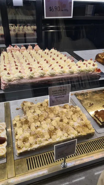 Kürtősh - Darling Quarter